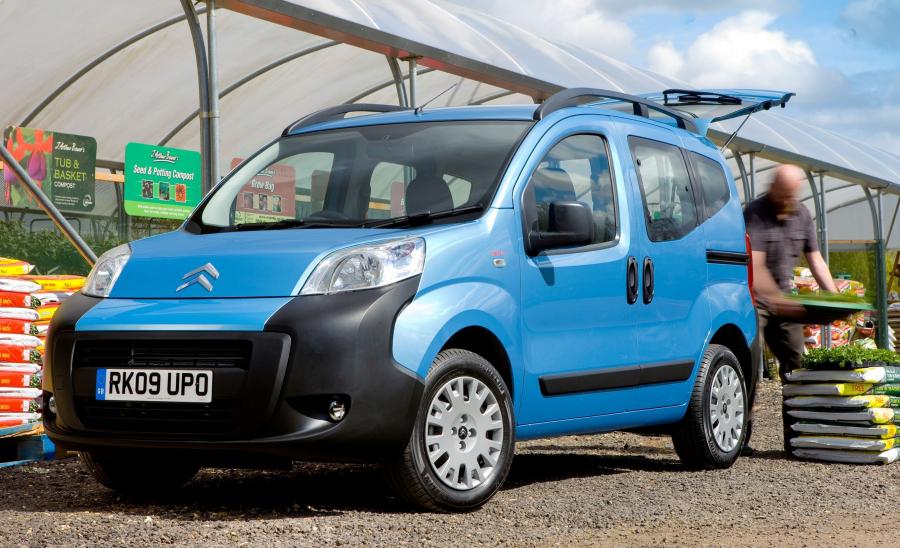  Citroen Nemo Multispace 2009 года  (фото 6 из 14)